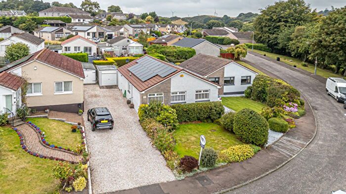 3 Bedroom Detached Bungalow For Sale In Moray Court, Auchtertool, KY2