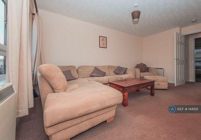 1 Bedroom Flat To Rent In Allison Close, Aberdeen, AB12