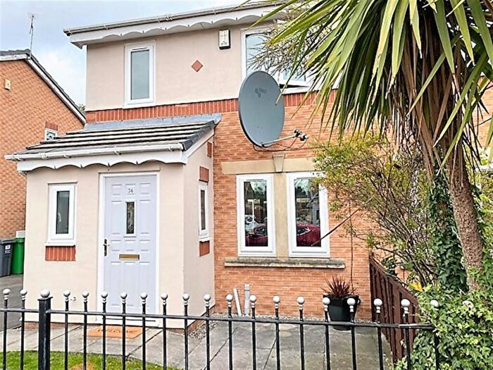 3 Bedroom Semi-Detached House To Rent In Hasper Avenue, Manchester, M20