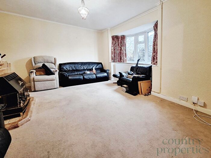 3 Bedroom Detached Bungalow For Sale In St Neots Road, Sandy, SG19