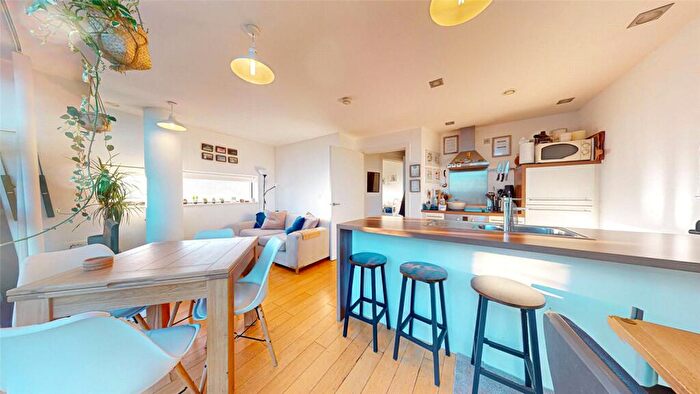 1 Bedroom Apartment To Rent In Islington Wharf, Great Ancoats, M4