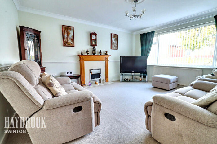 2 Bedroom Detached Bungalow For Sale In Birkdale Rise, Mexborough, S64