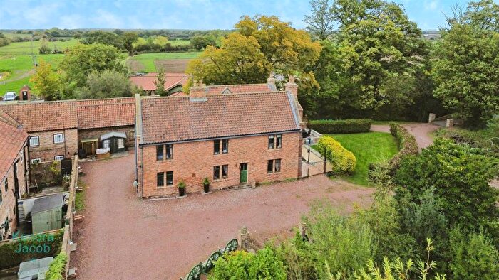 5 Bedroom Detached House For Sale In Selby Road, Howden, Goole, DN14