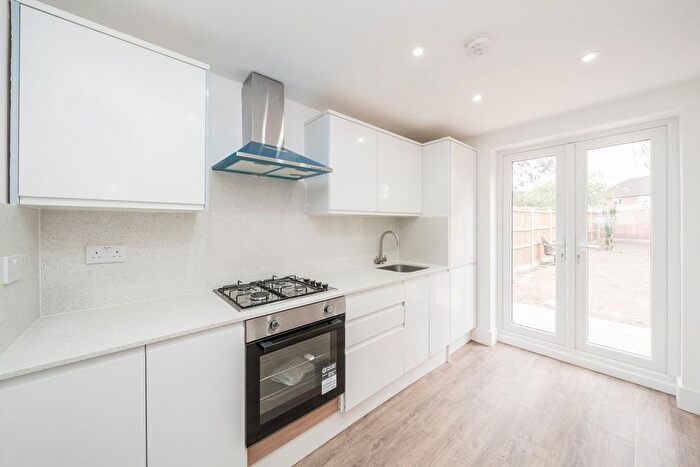 End Terrace House To Rent In Winifred Road, Hampton, TW12