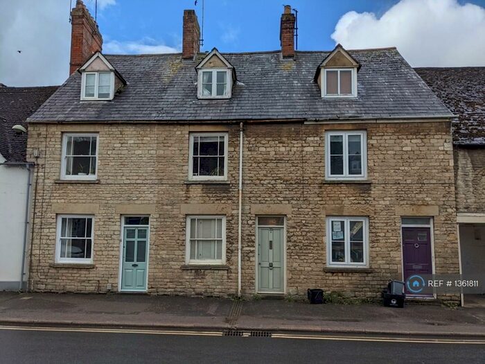 3 Bedroom Terraced House To Rent In West End, Witney, OX28