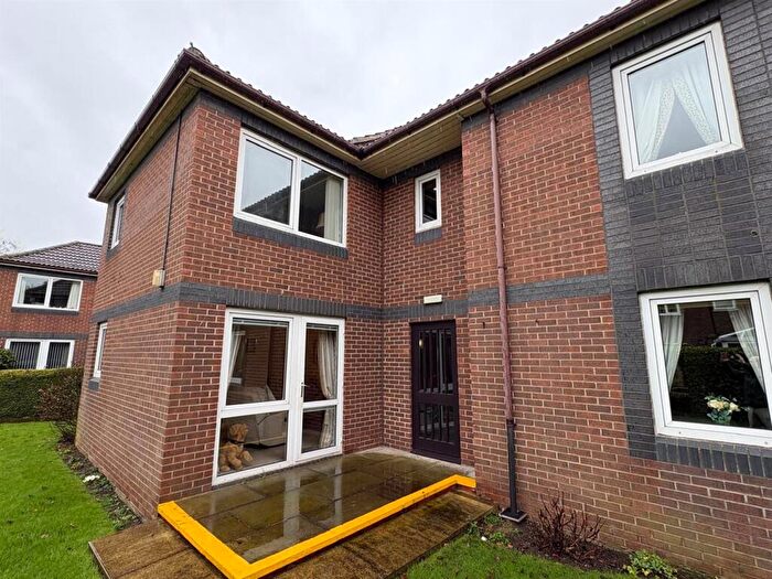 1 Bedroom Flat For Sale In Arden Court, Northallerton, DL6