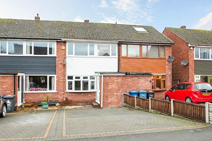 3 Bedroom Terraced House To Rent In Mount Pleasant, Two Gates, Tamworth, B77