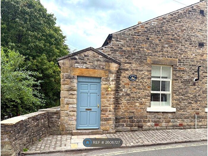 2 Bedroom Semi-Detached House To Rent In Mission Cottages, New Mills, High Peak, SK22