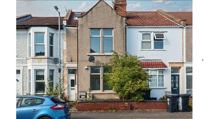 3 Bedroom Terraced House For Sale In Beachgrove Road, Fishponds, Bristol, BS16