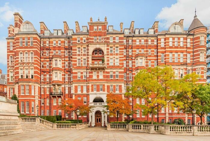 3 Bedroom Flat To Rent In Albert Court, Prince Consort Road, London, SW7