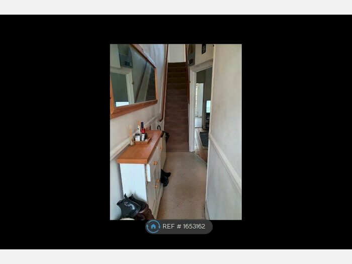 3 Bedroom Terraced House To Rent In Lainson Street, London, SW18