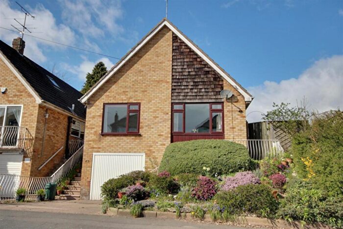 3 Bedroom Detached Bungalow For Sale In Main Street, Swanland, HU14