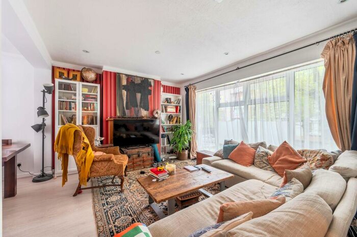 3 Bedroom End Of Terrace House To Rent In Westbere Road, West Hampstead, London, NW2