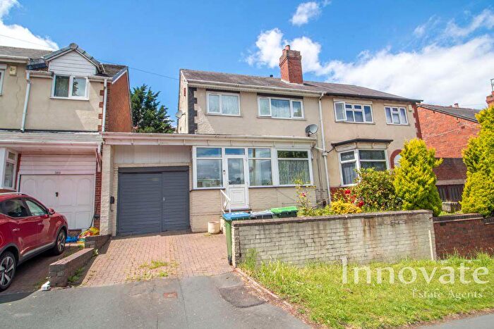 3 Bedroom Semi-Detached House For Sale In Moat Road, Oldbury, B68