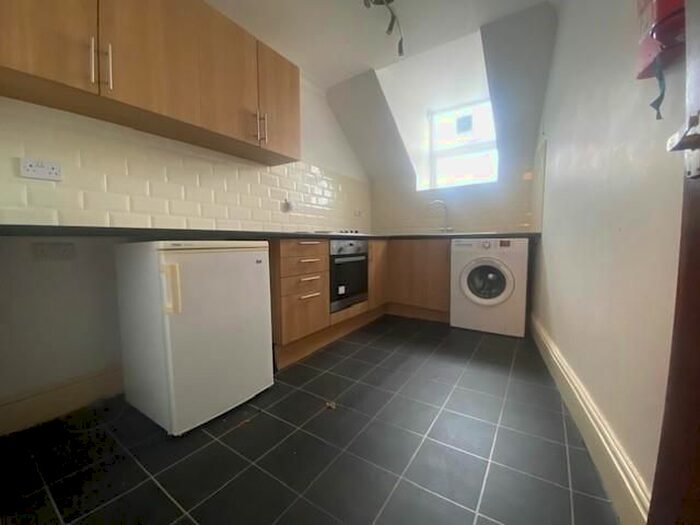 1 Bedroom Flat To Rent In Powell Street, Aberystwyth, SY23