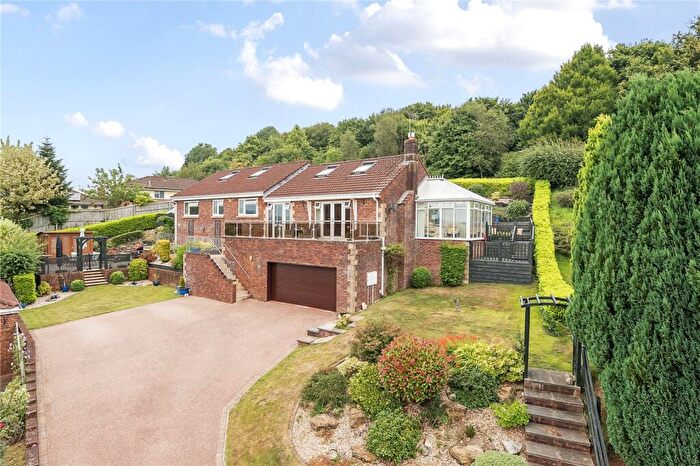 4 Bedroom Bungalow For Sale In Shortridge Close, Honiton, Devon, EX14