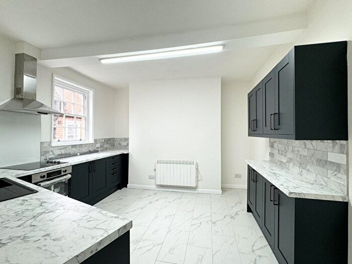 2 Bedroom Flat To Rent In Appleton Gate, Newark, NG24