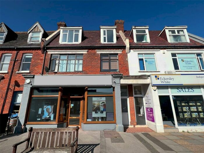 2 Bedroom Apartment To Rent In High Street, Lee-On-The-Solent, Hampshire, PO13