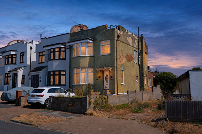3 Bedroom Semi-Detached House For Sale In Horndon Road, Romford, Essex, RM5