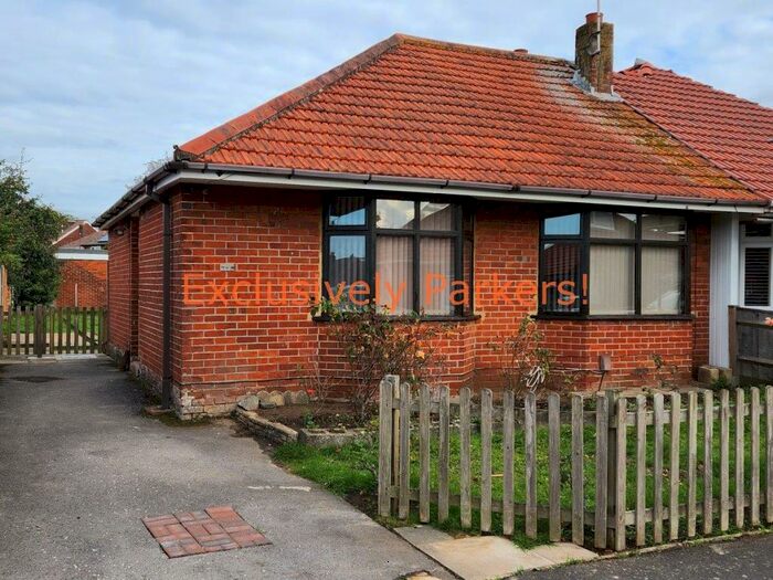 3 Bedroom Semi-Detached House To Rent In Arundel Road, Totton, SO40