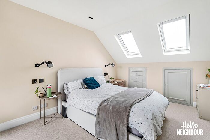 4 Bedroom Terraced House To Rent In Valnay Street, London, SW17