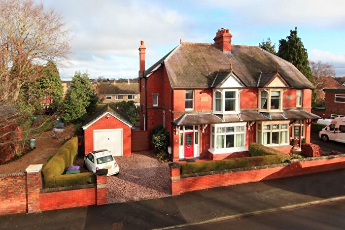4 Bedroom Semi Detached House For Sale In Admaston Road, Wellington, Telford, TF1