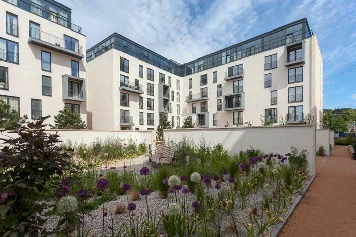 2 Bedroom Flat To Rent In Midland Road, Bath, BA2