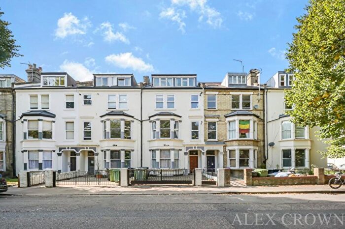 2 Bedroom Flat To Rent In Caledonian Road, Caledonian Road & Barnsbury, N7