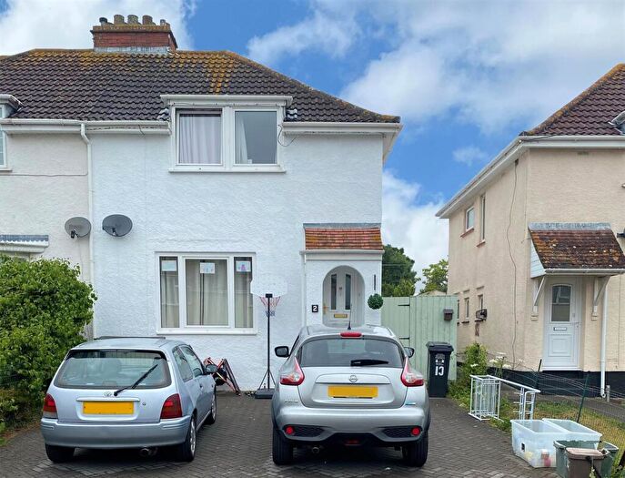 3 Bedroom Semi-Detached House For Sale In Rudgleigh Avenue, Pill, Bristol, BS20