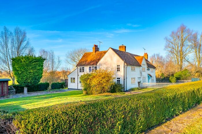 3 Bedroom Semi-Detached House For Sale In Stortford Road, Leaden Roding, Dunmow, CM6