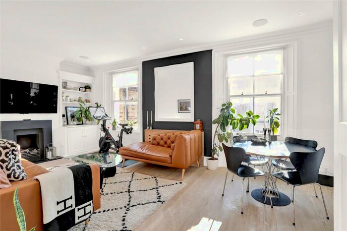 2 Bedroom Apartment To Rent In Redcliffe Road, London, SW10