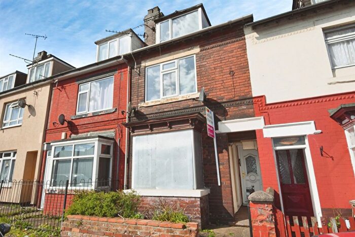 1 Bedroom Flat For Sale In Queen Street, Scunthorpe, DN16