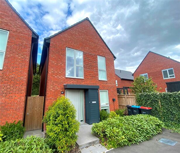 3 Bedroom Detached House To Rent In Broad Birches, Ellesmere Port, Cheshire, CH65