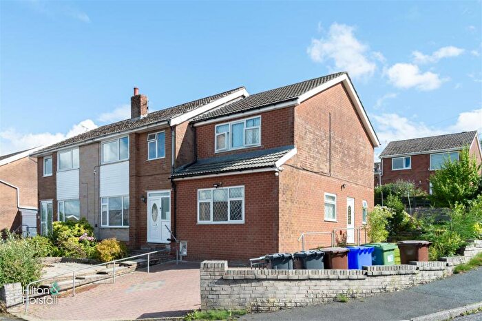 5 Bedroom Detached House For Sale In Lancaster Gate, Nelson, BB9