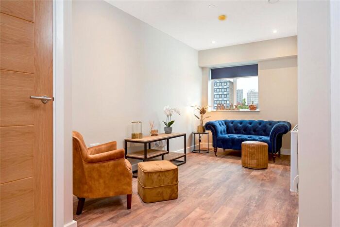 1 Bedroom Apartment To Rent In Burleys Way, Leicester, LE1