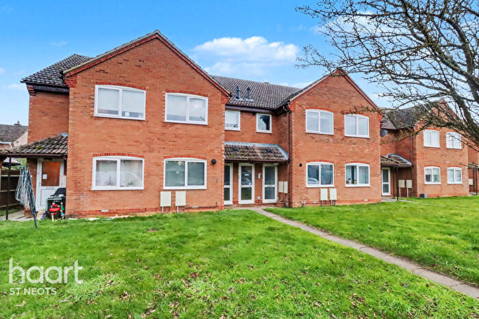 2 Bedroom Apartment For Sale In Paxton Court, Little Paxton, PE19