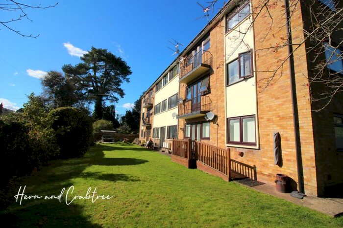 2 Bedroom Flat To Rent In Fairlawn Court, The Avenue Llandaff, Cardiff, CF5