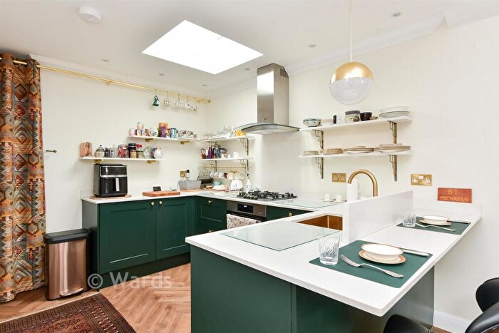3 Bedroom Detached Bungalow For Sale In St. Michael's Avenue, Margate, Kent, CT9