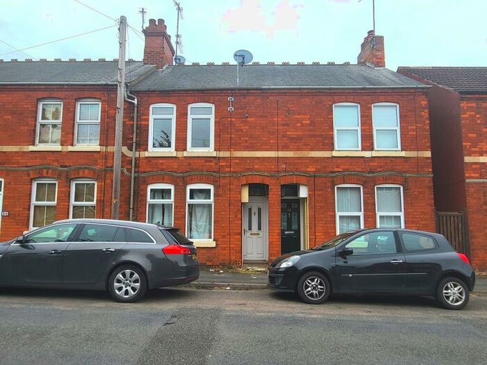 3 Bedroom Terraced House To Rent In Robinson Road, Rushden, NN10