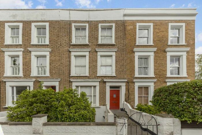 1 Bedroom Flat To Rent In Coningham Road, London, W12