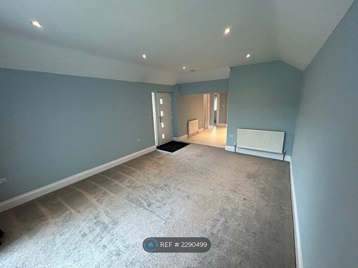 2 Bedroom Bungalow To Rent In Trewedna Lane, Perranwell Station, Truro, TR3