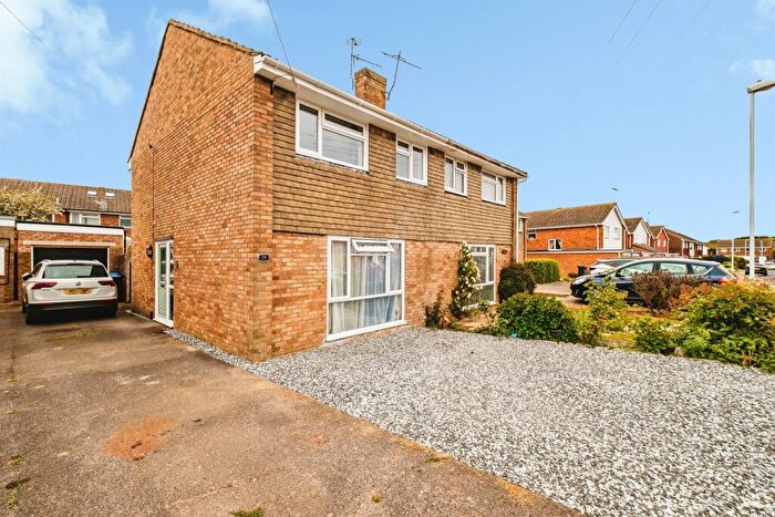 3 Bedroom Semi-Detached House For Sale In Tavy Road, Worthing, BN13