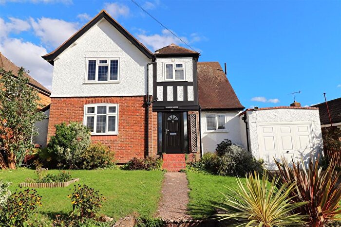 4 Bedroom Detached House For Sale In Glyne Ascent, Bexhill-On-Sea, TN40