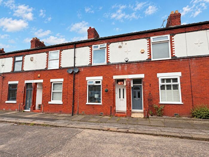 3 Bedroom Terraced House For Sale In Princes Drive, Sale, M33