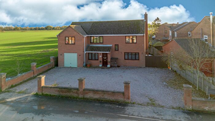 5 Bedroom Detached House For Sale In Northgate, Pinchbeck, Spalding, Lincolnshire, PE11