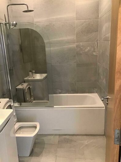 1 Bedroom Flat To Rent In - Sunbridge Road, Bradford, BD1