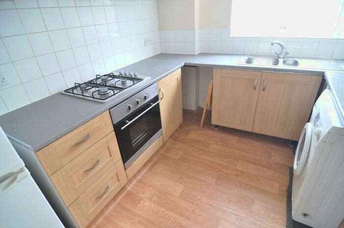 1 Bedroom Flat To Rent In A King Street, Hoyland, S74