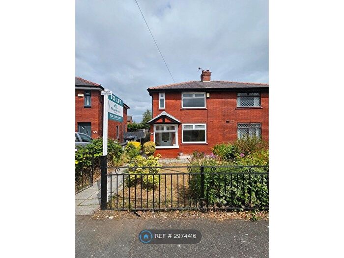 3 Bedroom Semi Detached House To Rent In Heather Grove, Wigan, WN5