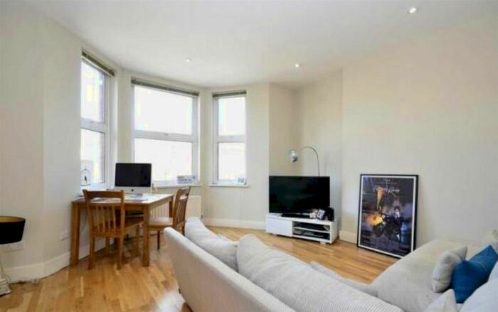 1 Bedroom Flat To Rent In Skardu Road, London, NW2