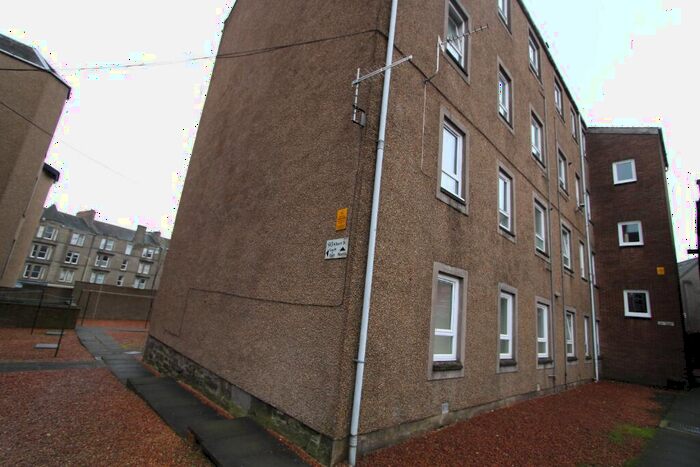 2 Bedroom Flat To Rent In Albert Street (North), Dundee, DD4